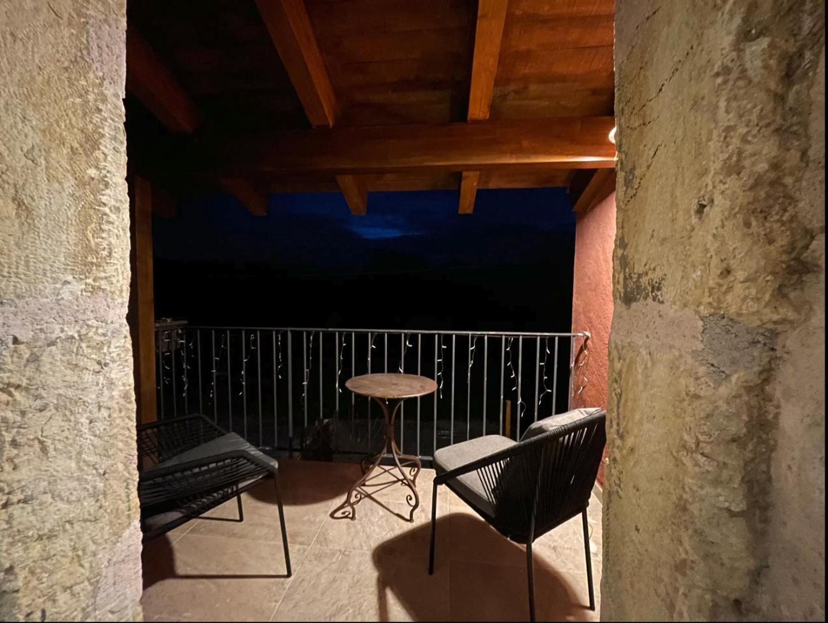La Casa Del Cantero Pinilla del Valle Exteriör bild