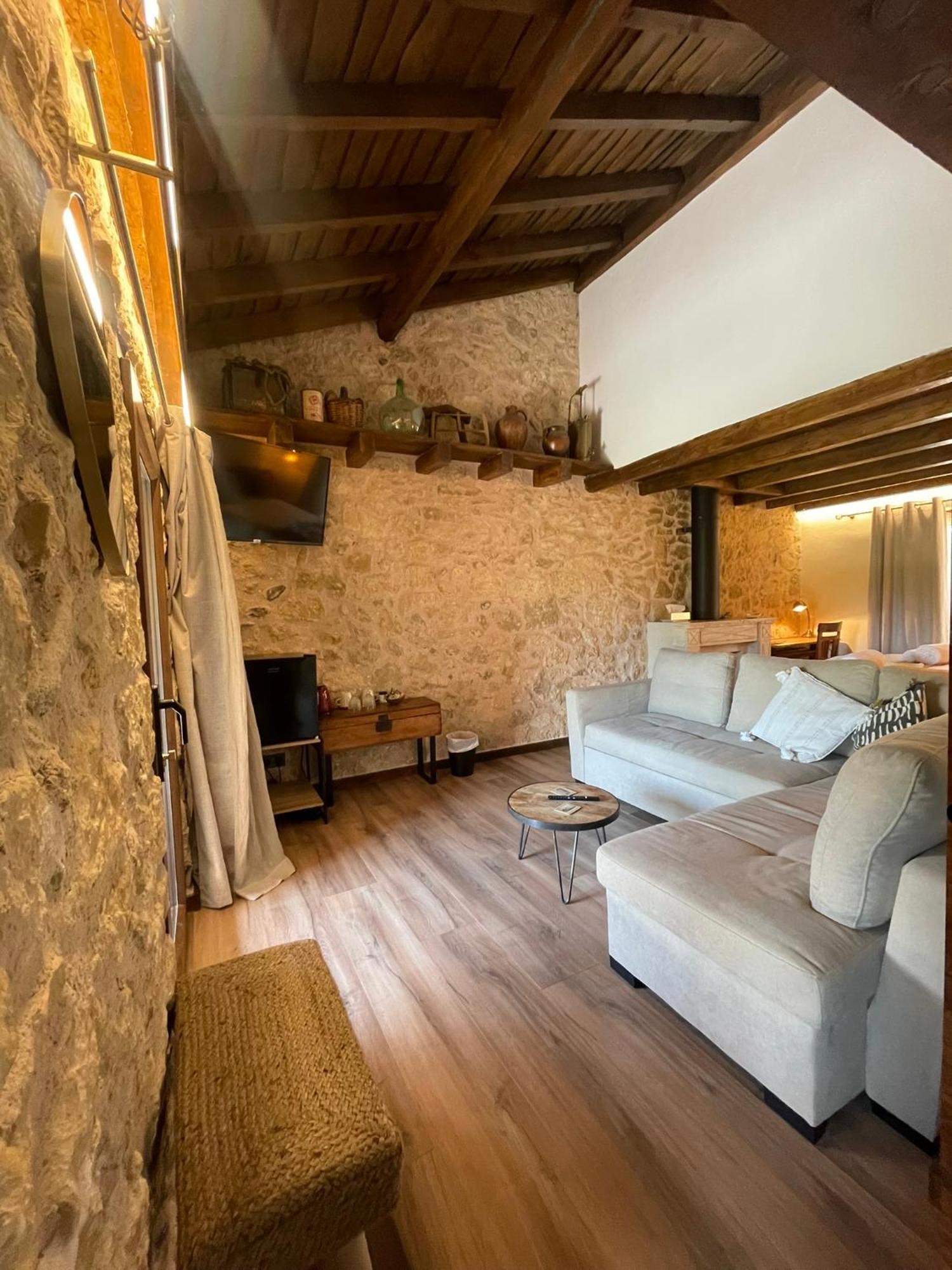 La Casa Del Cantero Pinilla del Valle Exteriör bild